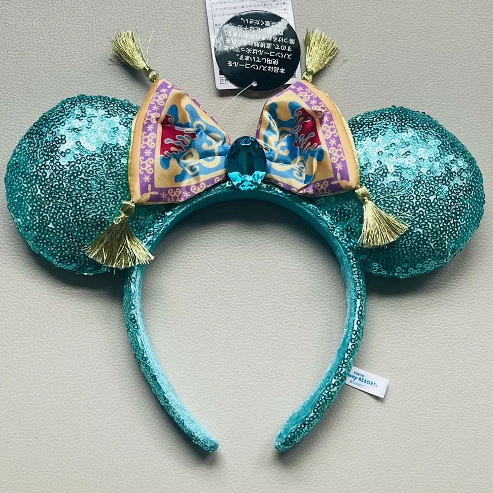 Tokyo Disney Resort Aqua Sequin, Aladdin & Jasmine themed ears.